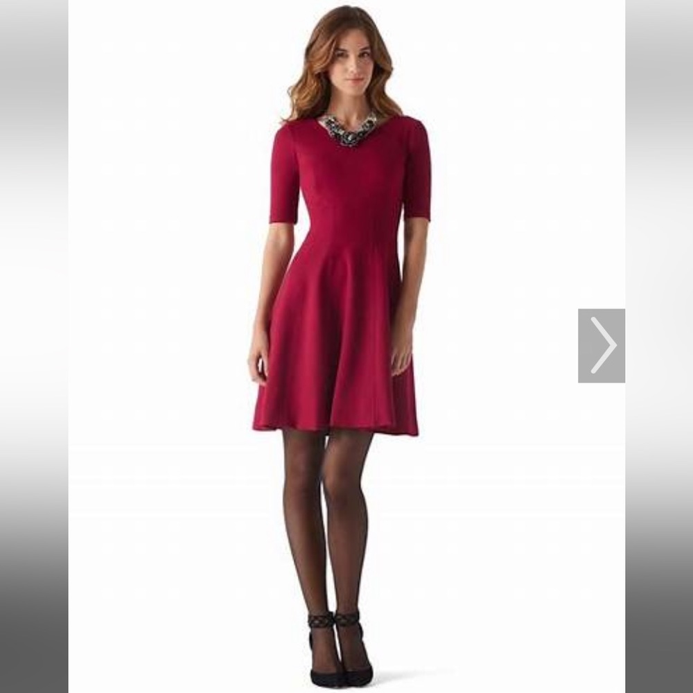 White House Black Market Short Sleeve Red Dress, size 2